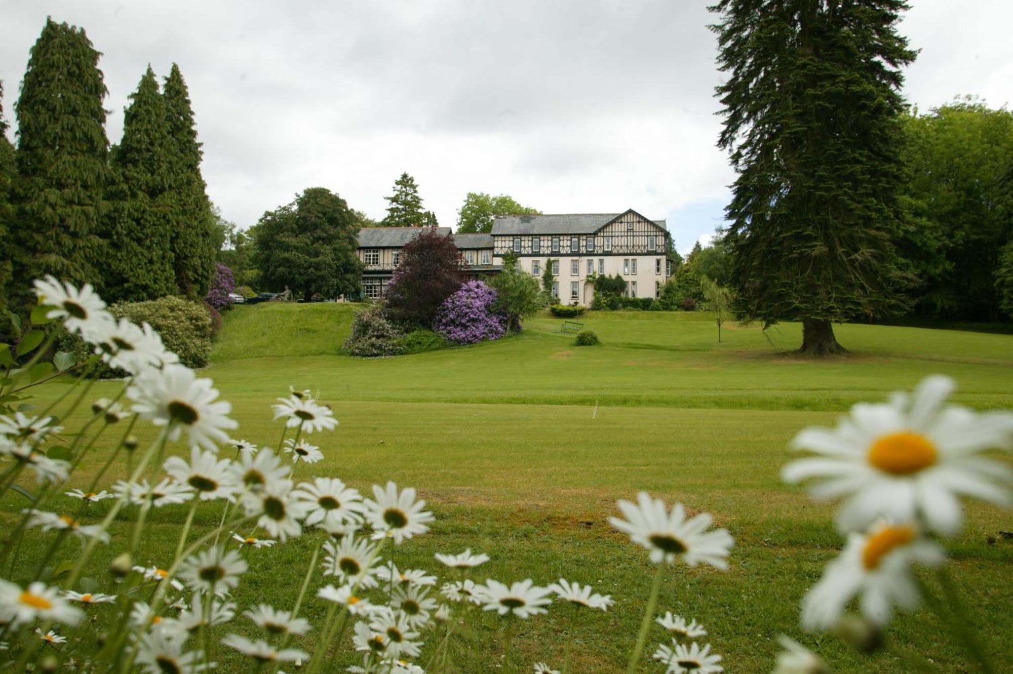 The Lake Country House Hotel & Spa Llangammarch Wells Exterior photo