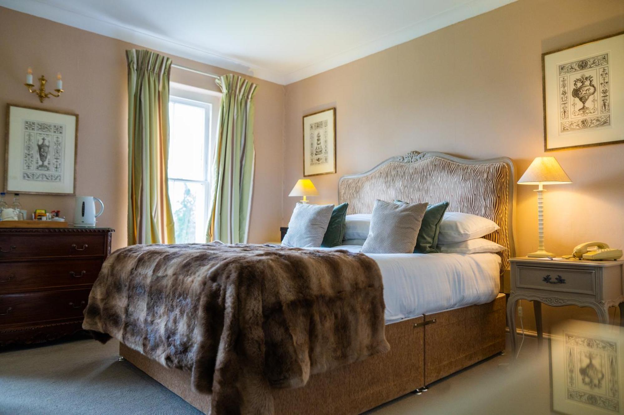 The Lake Country House Hotel & Spa Llangammarch Wells Exterior photo